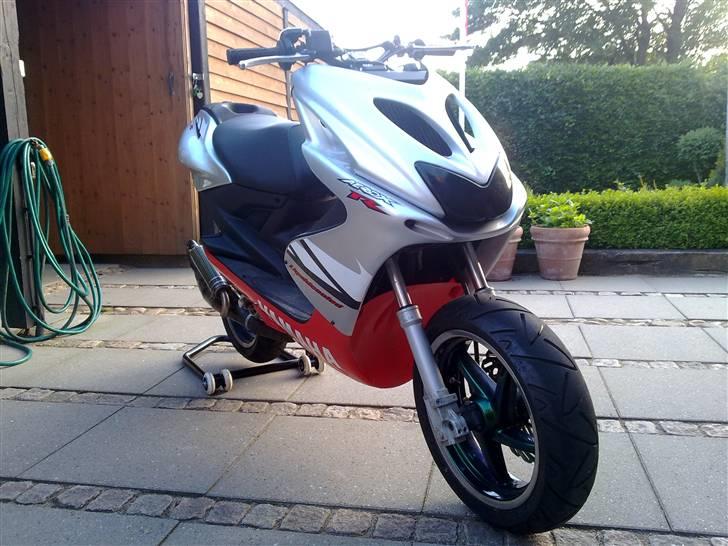 Yamaha aerox 2Fast4Race ( Tilsalg i dele!) billede 1