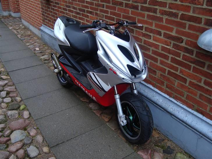 Yamaha aerox 2Fast4Race ( Tilsalg i dele!) billede 2
