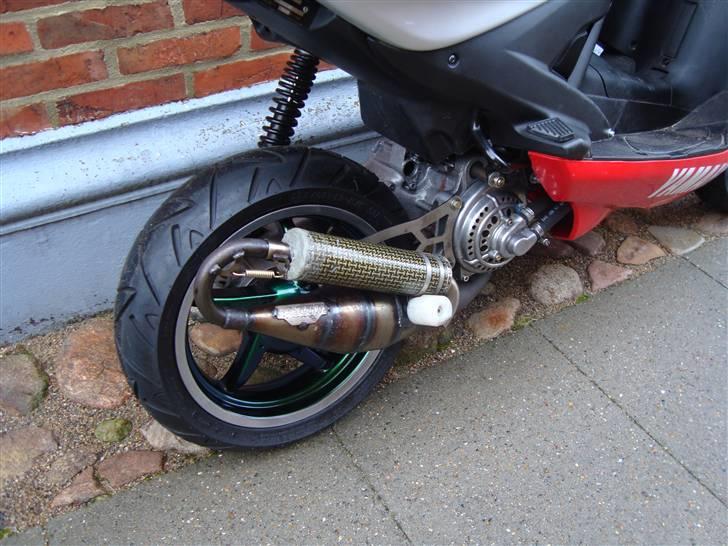 Yamaha aerox 2Fast4Race ( Tilsalg i dele!) billede 4