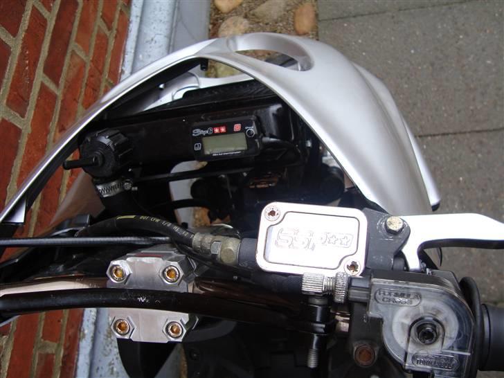 Yamaha aerox 2Fast4Race ( Tilsalg i dele!) billede 8