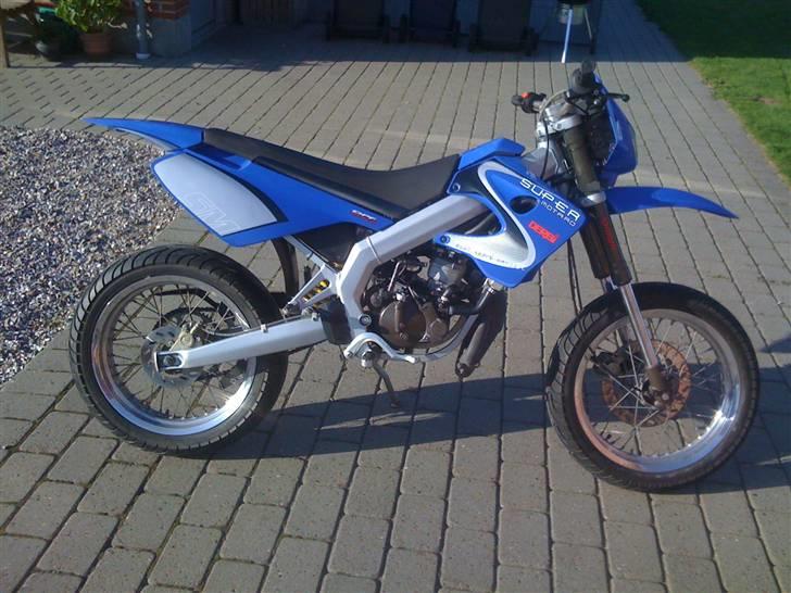 Derbi Senda Sm solgt billede 2