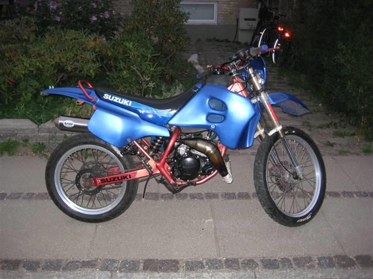 Suzuki Rmx LC DD SOLGT  billede 2