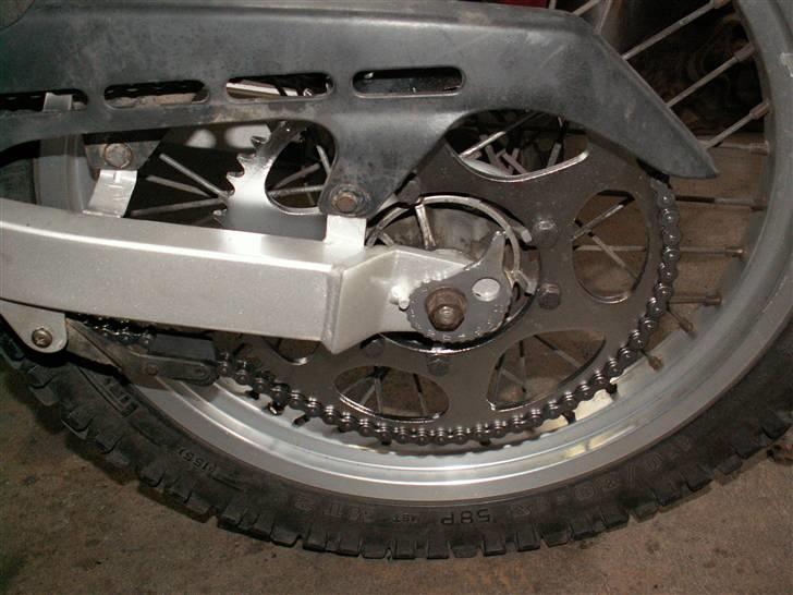 Suzuki RMX 50 LC ÐÐ - Fin bagsvinger og std. 64 tands tandhjul billede 3