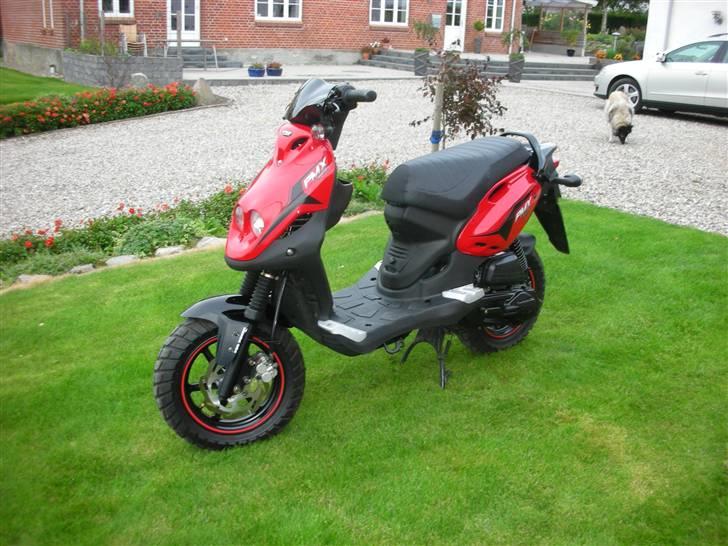 PGO Pmx Sport -- SOLGT -- - Fra siden billede 2