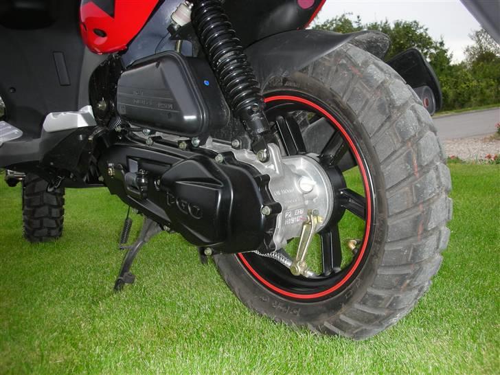 PGO Pmx Sport -- SOLGT -- - Motor + Bagfælg billede 4
