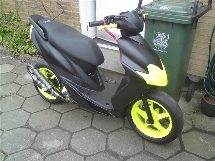 Yamaha Jog rr Lc DD 21,67HK billede 2