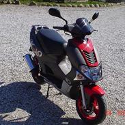 Kymco super 9