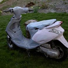 Piaggio New Zip - Solgt