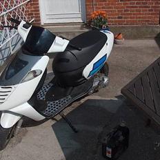 Aprilia Sonic - SOLGT (^)