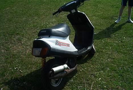 Yamaha jog *Til Salg* billede 2
