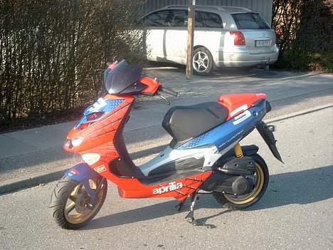 Aprilia SR DITECH TOTALSKADET:'( billede 3