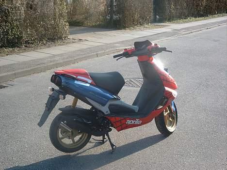 Aprilia SR DITECH TOTALSKADET:'( billede 4