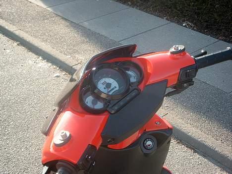 Aprilia SR DITECH TOTALSKADET:'( billede 5