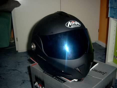 Aprilia SR DITECH TOTALSKADET:'( - Min super sprøde hjelm billede 9