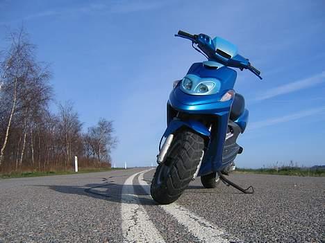 Yamaha Bws NG -The  Blue Devil-  - Symmetri så det synger billede 5