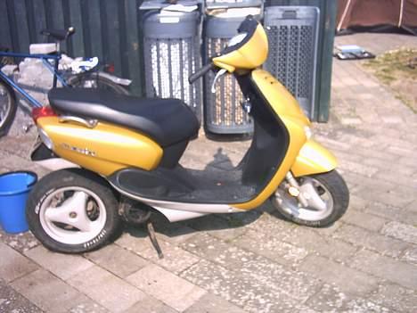 Yamaha neos billede 8