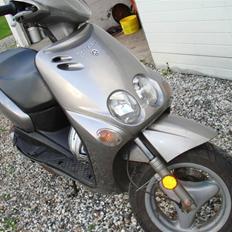Yamaha Neos " SOLGT "