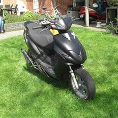 Yamaha jog r 16,36hk. AC (solgt)