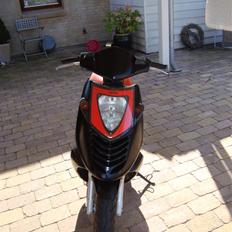 Aprilia Sonic ( SOLGT )