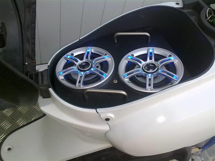 Yamaha Neos { NUU } SOLGT billede 4