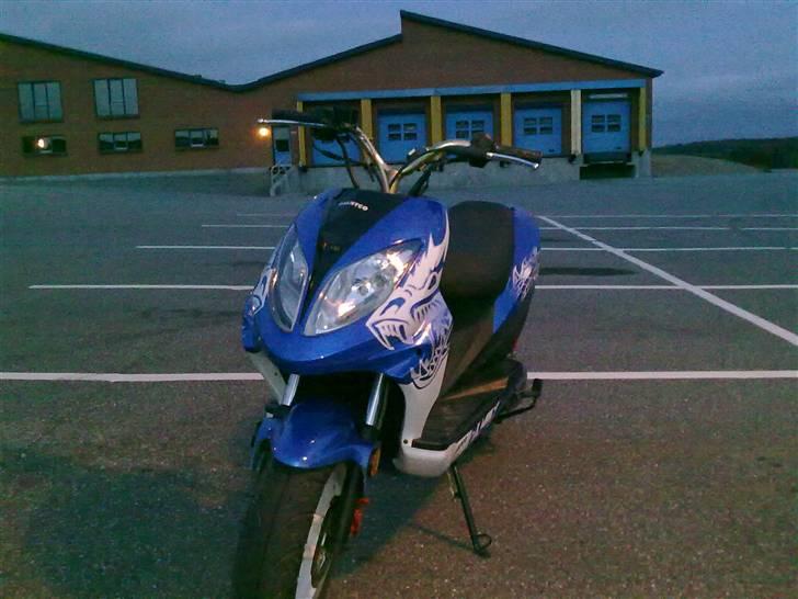 Giantco Spartan billede 1