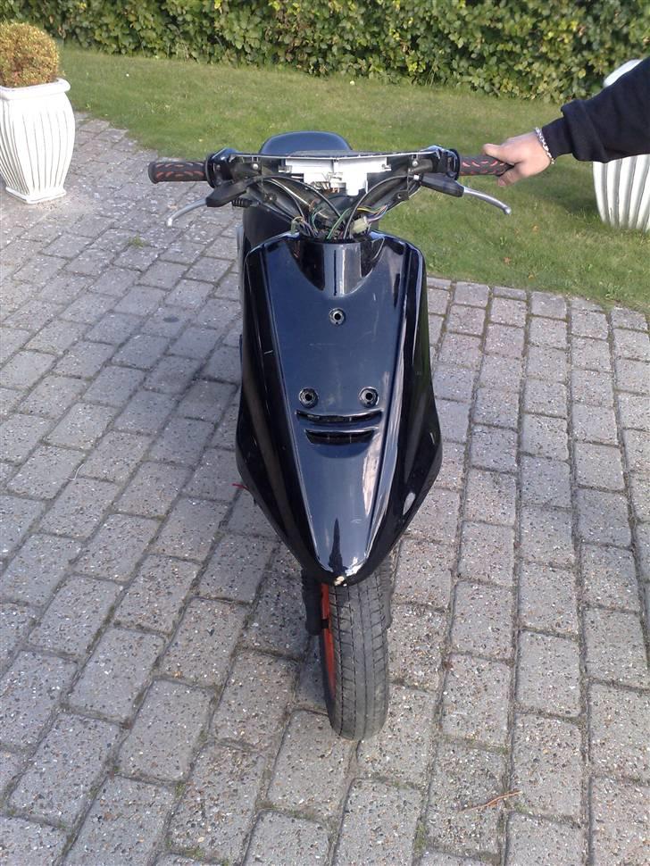 Yamaha jog as solgt billede 2