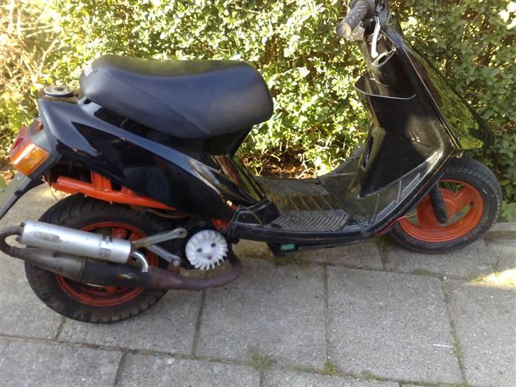 Yamaha jog as solgt billede 6