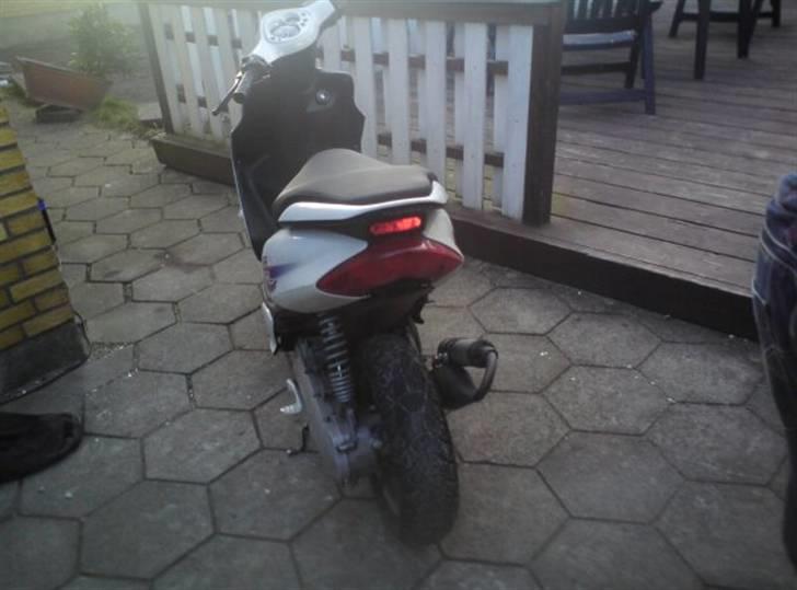 Yamaha jog r (byttet) billede 4