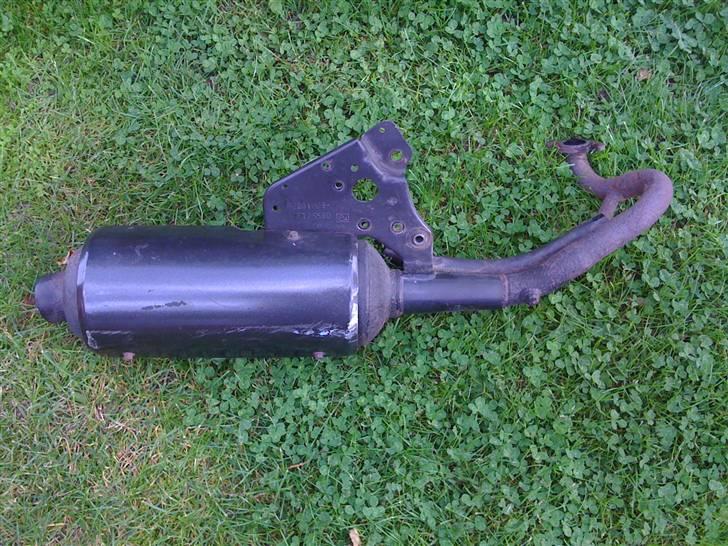 PGO hot 50 - Den originale udstødning følger selvfølgelig med. (har 45 udstødningen på pga. af den gir en dybere lyd) billede 12