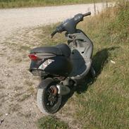 Piaggio New zip før