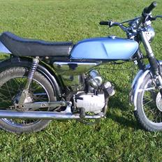 Yamaha 4 gear dx(solgt)4000kr