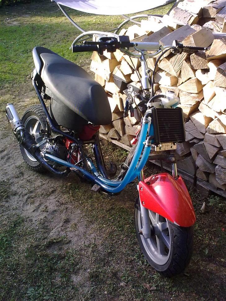 Yamaha JogRR ¤Redtop¤ Byttet! - Efter ;) (skjolde osv kommer senere) billede 14