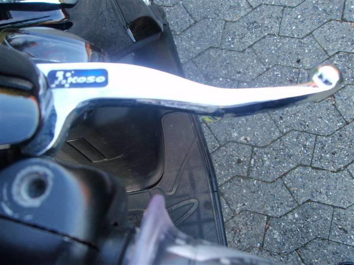 PGO Hot 50 Black/Chrome SOLGT - Koso krom grebklinger billede 10