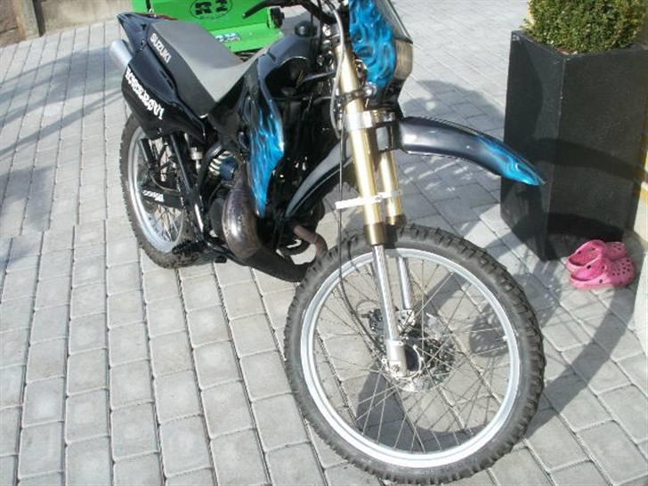 Suzuki RMX AIRBRUSH TILSALG billede 3