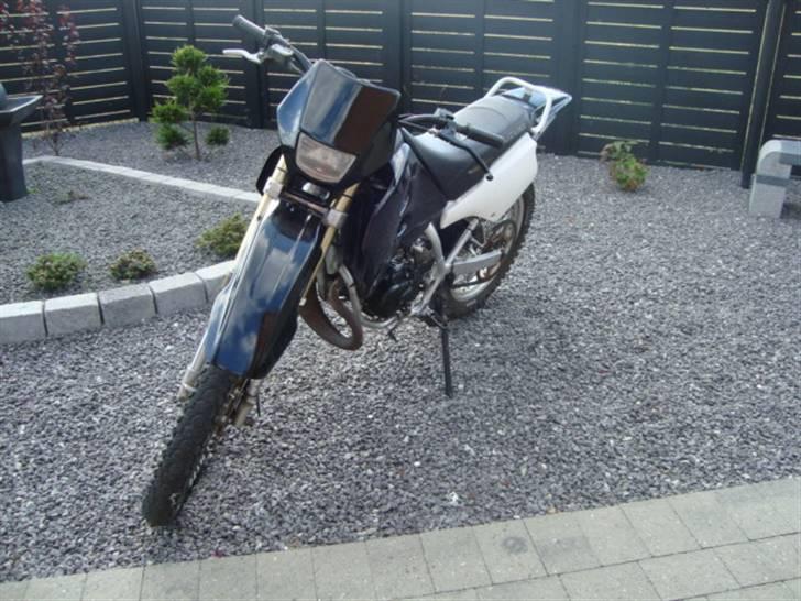 Suzuki Rmx billede 1