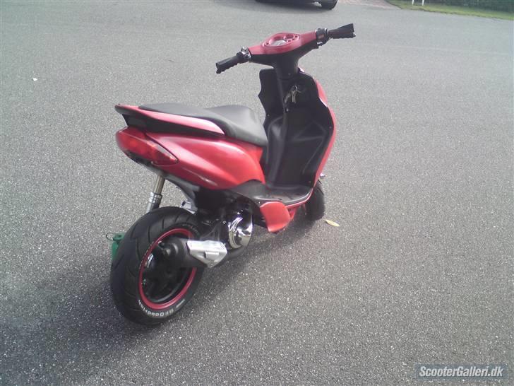 Yamaha jog r (sniger missen) billede 4