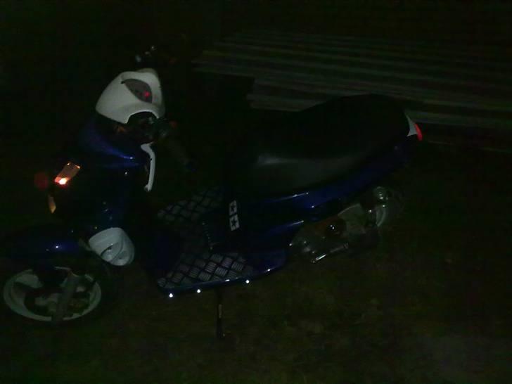 Yamaha slider SOLGT billede 3