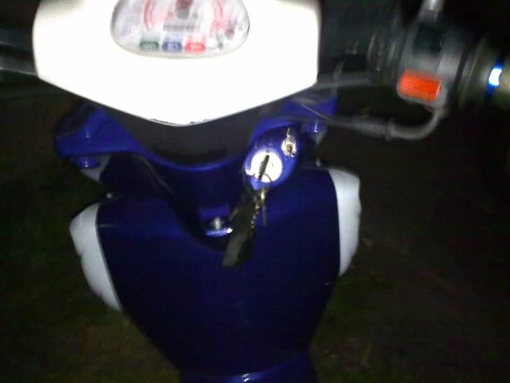 Yamaha slider SOLGT billede 9