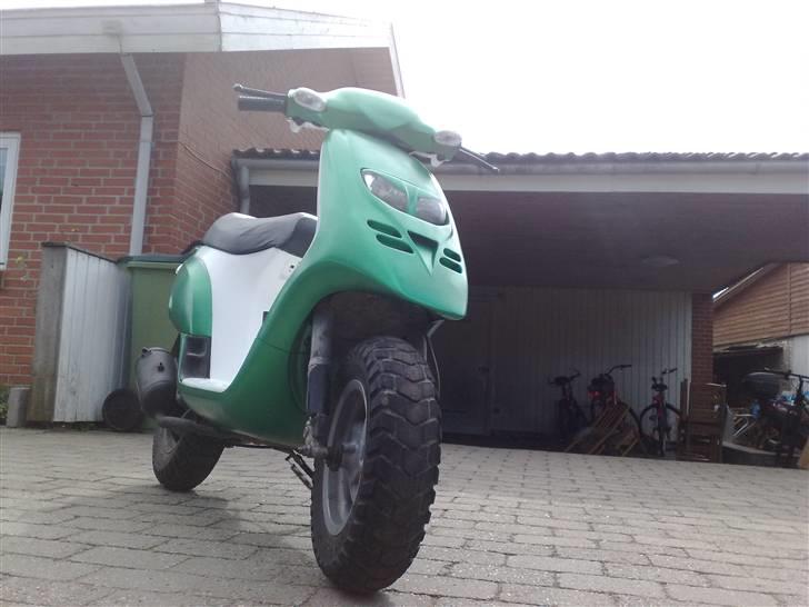 Piaggio typhoon BYTTET billede 1