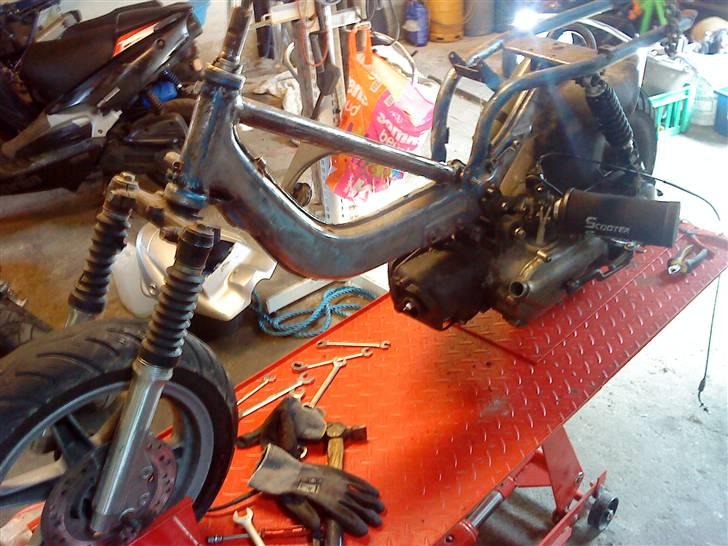 Suzuki FZ/hot 50 - Solgt :) billede 1