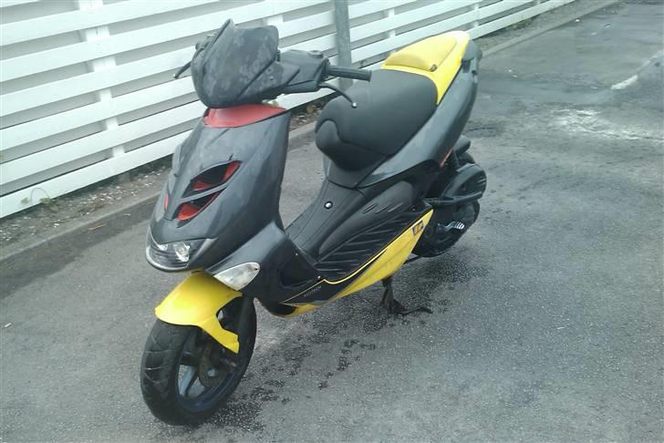 Aprilia SR50 LC DD 70CC billede 1