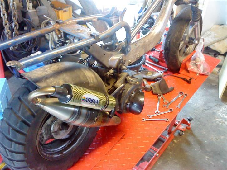 Suzuki FZ/hot 50 - Solgt :) billede 5