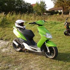 Yamaha jog r solgt