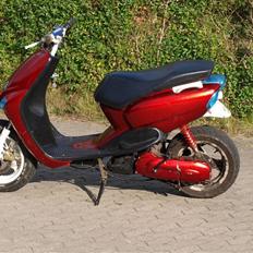 Yamaha neos (BLEVET STJÅLET!) :(