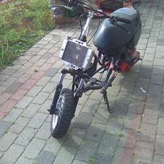 Aprilia sonic Lc. Red Top (Byttet