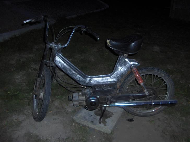 Puch model K projekt - nedslibning billede 1