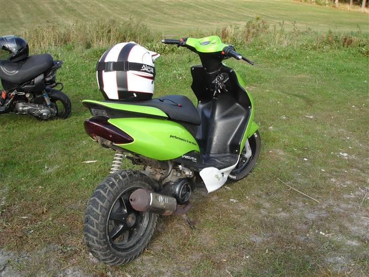 Yamaha jog r solgt billede 5