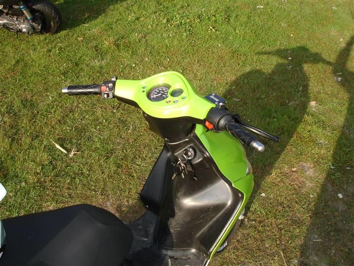 Yamaha jog r solgt billede 8
