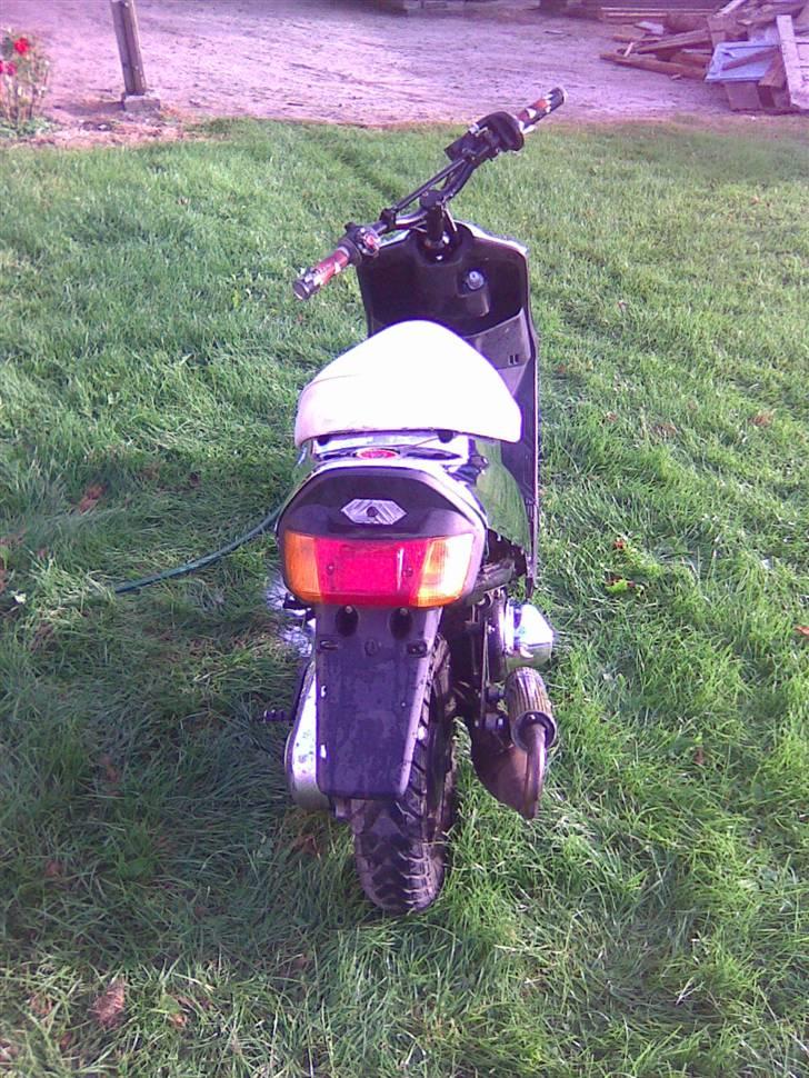 Yamaha jog evo solgt  billede 4