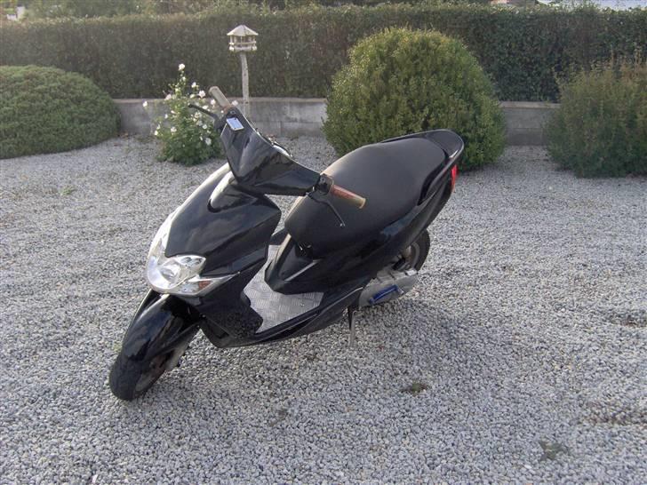 Yamaha jog r (solgt) billede 1